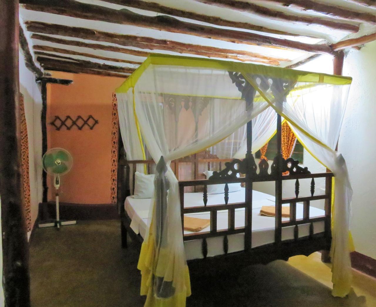 Santa Maria Coral Park Hotel Pongwe Bagian luar foto